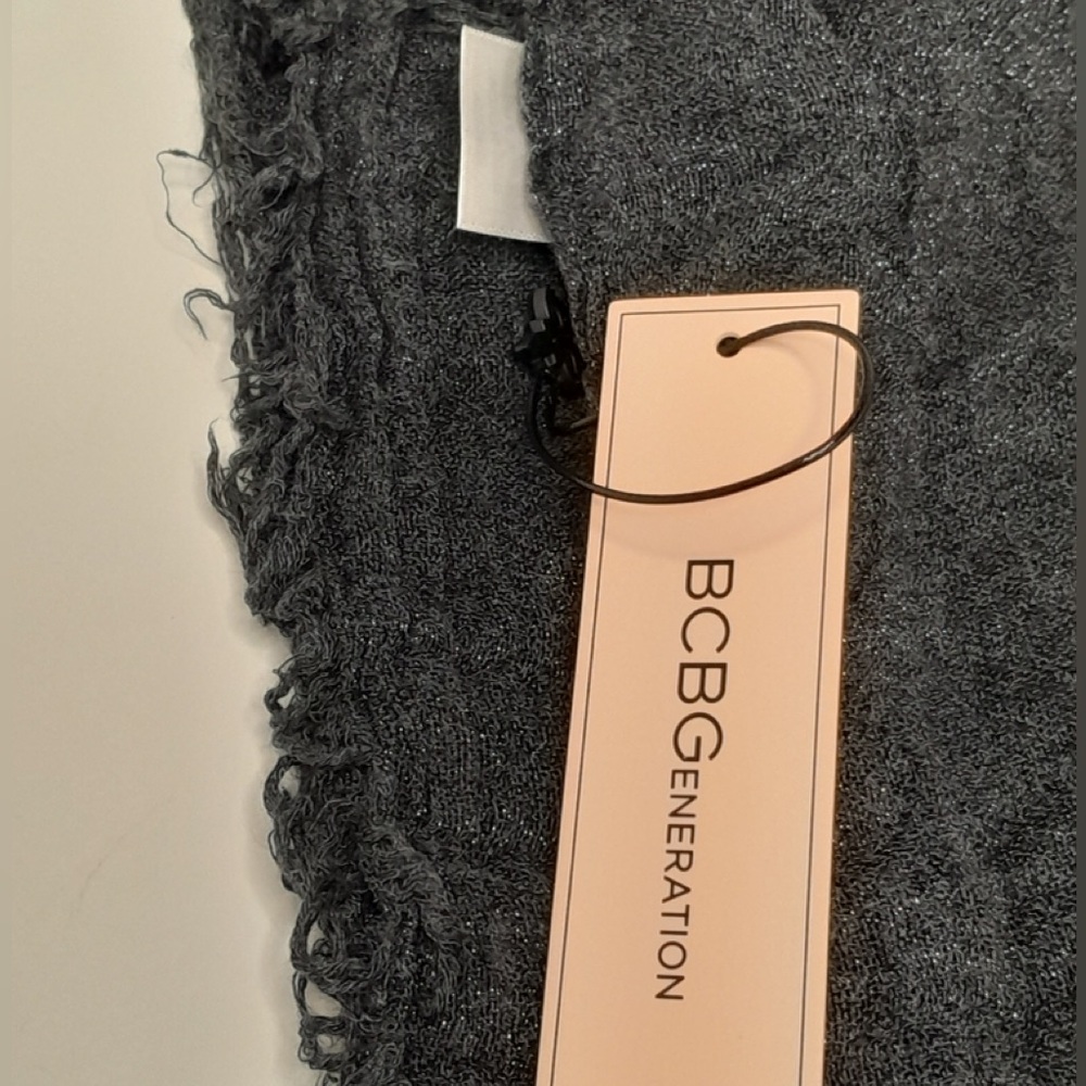 BCBGeneration Black Metallic Shimmer Shawl Wrap Scarf Oversized Evening - Picture 6 of 10
